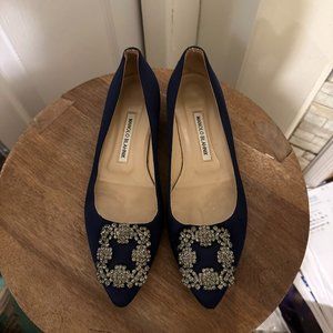 manolo blahnik Hangisi flats navy